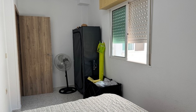 Resale - Apartment - Torrevieja - Torrevieja C