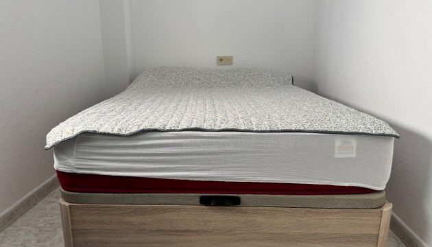 Resale - Apartment - Torrevieja - Torrevieja C