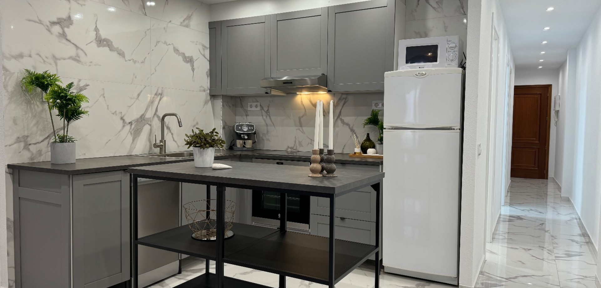 Apartment in Torrevieja - Image 4