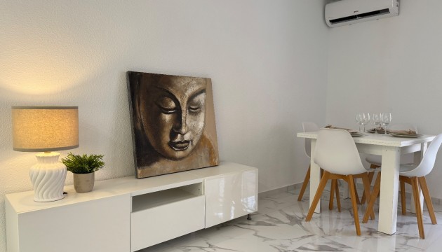 Resale - Apartment - Torrevieja - Torrevieja C