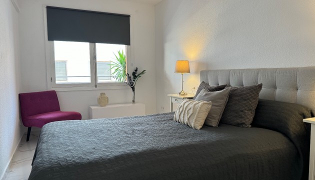 Resale - Apartment - Torrevieja - Torrevieja C