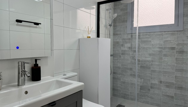 Resale - Apartment - Torrevieja - Torrevieja C