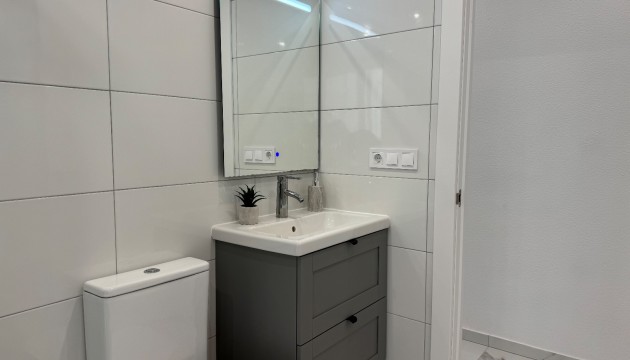 Resale - Apartment - Torrevieja - Torrevieja C