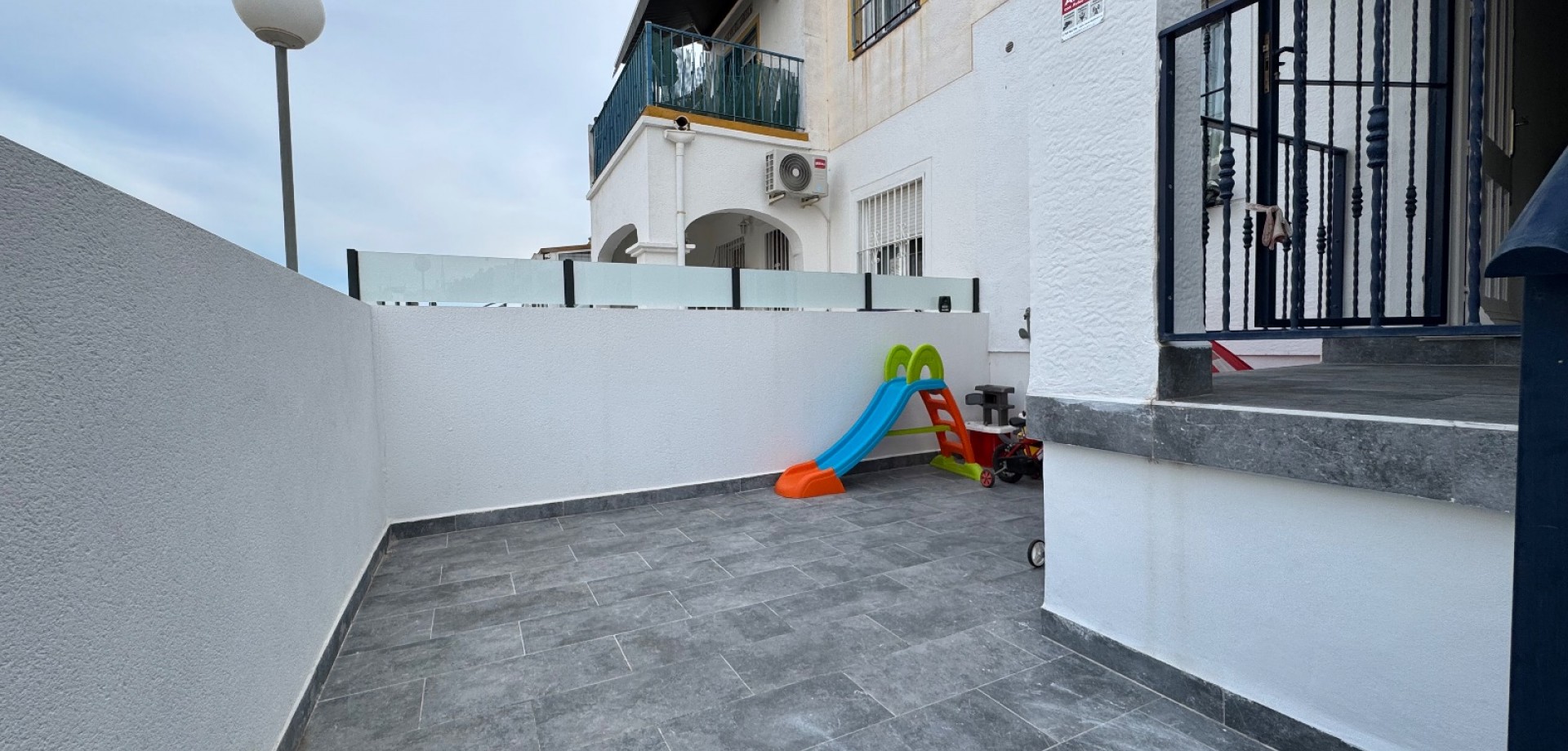 House in Playa Flamenca - Image 4