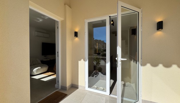 Resale - House - Orihuela Costa - La Zenia