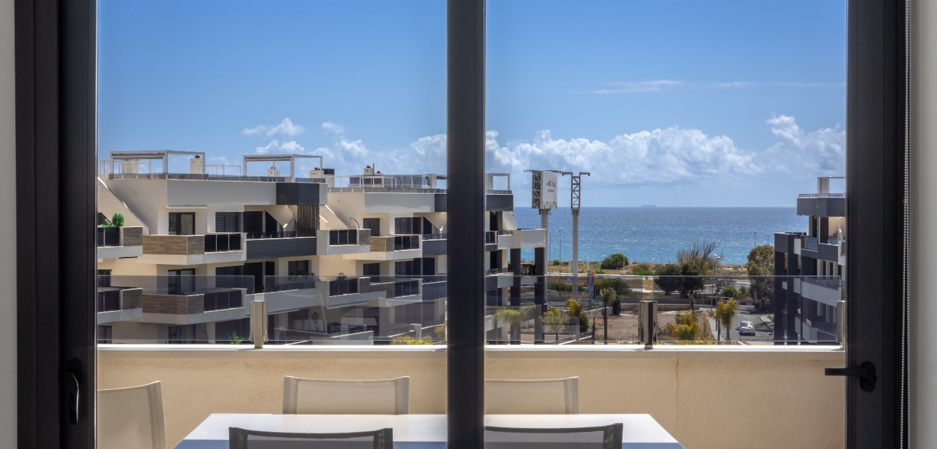 Apartment in Playa Flamenca - Image 4