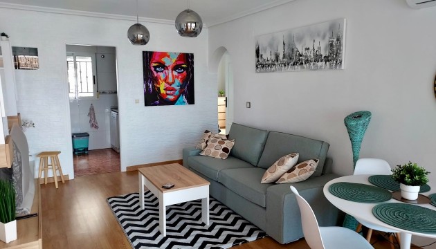 Resale - Apartment - Vistabella Golf