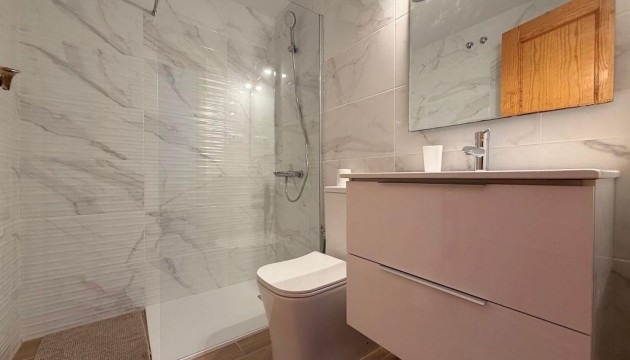 Resale - Bungalow - Orihuela Costa - Villamartín