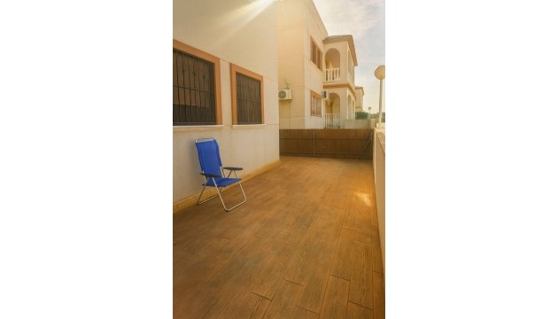 Resale - Apartment - Daya Nueva - Costa Blanca