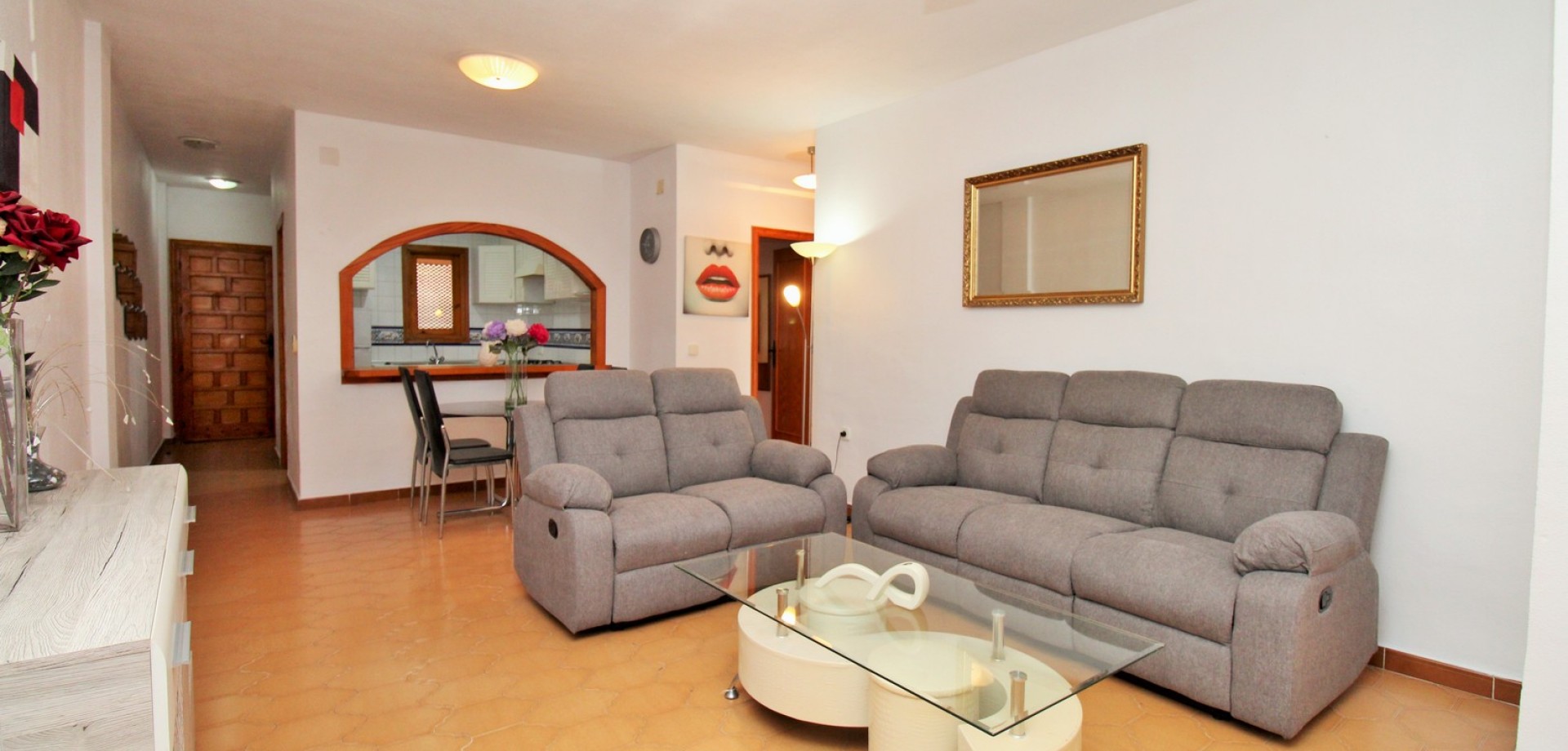 Apartment in Villamartin - Image 4
