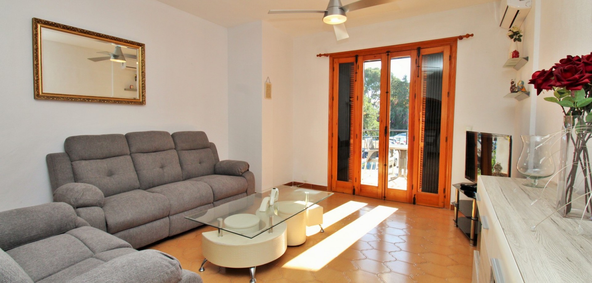 Apartment in Villamartin - Image 5