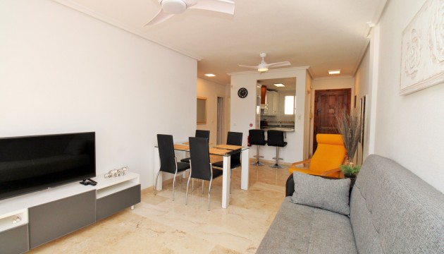 Resale - Apartment - Orihuela Costa - Villamartín