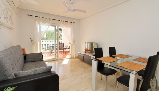 Resale - Apartment - Orihuela Costa - Villamartín