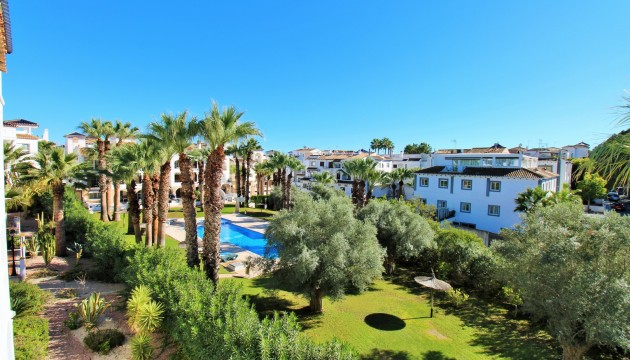 Resale - Apartment - Orihuela Costa - Villamartín