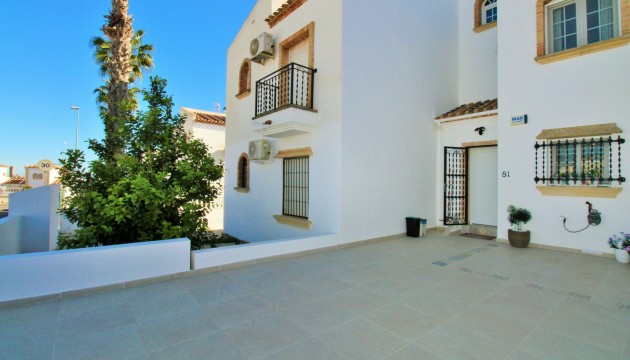 Resale - Townhouse - Orihuela Costa - Villamartín