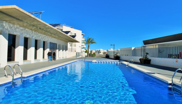 Resale - Apartment - Orihuela Costa - Los Dolses