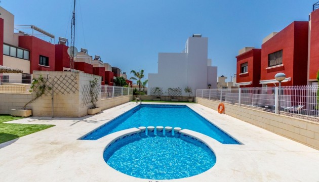 Reventa - Adosado - Torrevieja - Nueva Torrevieja - Aguas Nuevas