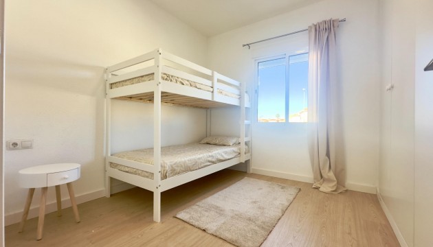 Resale - Apartment - Orihuela Costa - Cabo Roig