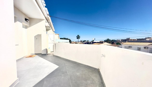 Resale - Apartment - Orihuela Costa - Cabo Roig