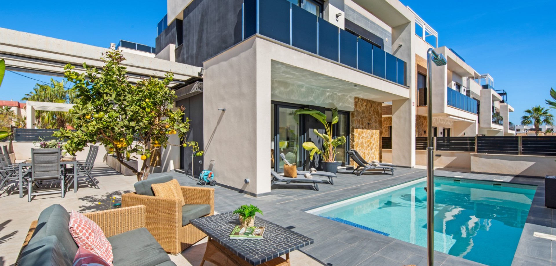 House in Dehesa de Campoamor - Image 4