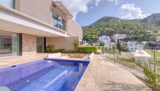 Resale - Detached Villa - Port d'Andratx - Andratx