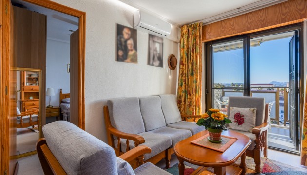 Resale - Apartment - Torrevieja - La Siesta - El Salado -  Torreta