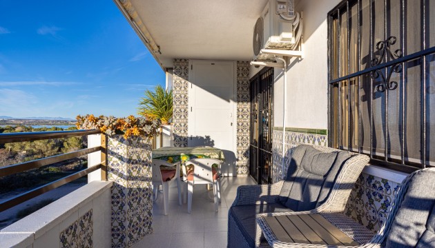 Resale - Apartment - Torrevieja - La Siesta - El Salado -  Torreta