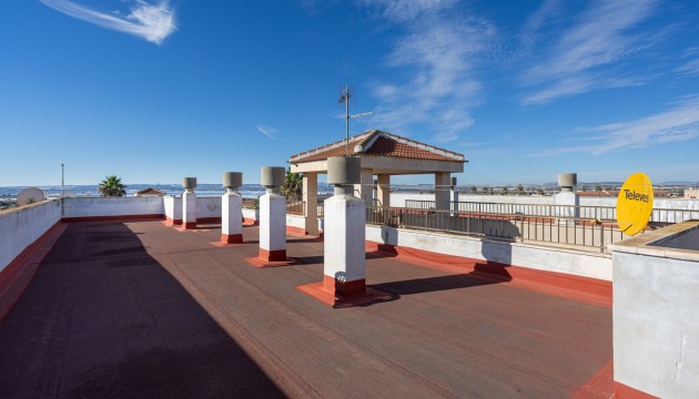 Resale - Apartment - Torrevieja - La Siesta - El Salado -  Torreta