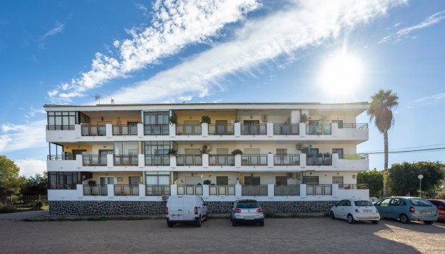 Resale - Apartment - Torrevieja - La Siesta - El Salado -  Torreta