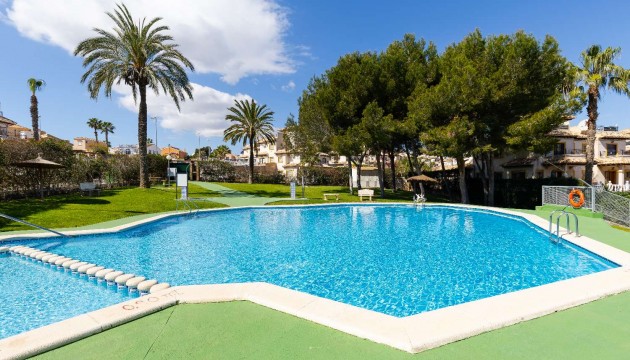 Resale - Apartment - Orihuela - Villamartín-Las Filipinas