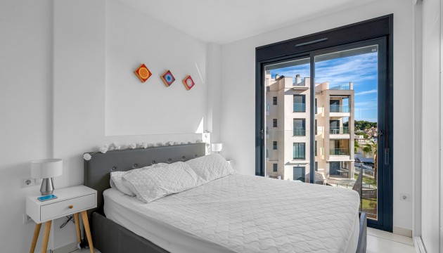 Resale - Apartment - Orihuela Costa - Villamartín