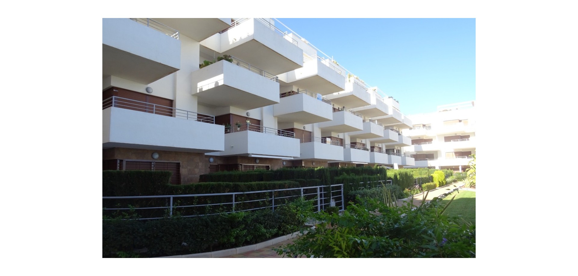 Apartment in Dehesa de Campoamor - Image 2
