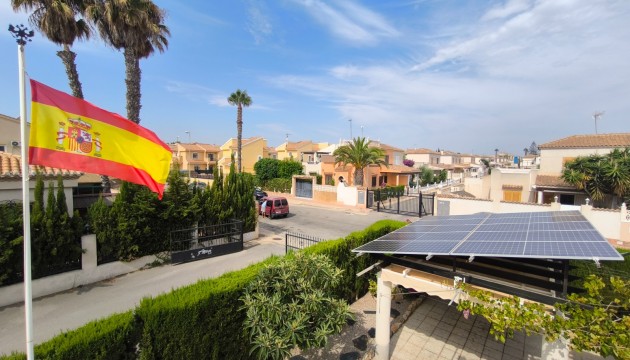 Resale - Detached Villa - Orihuela Costa - Playa Flamenca
