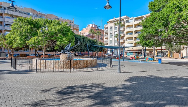Reventa - Apartamento - Torrevieja - Playa del Cura