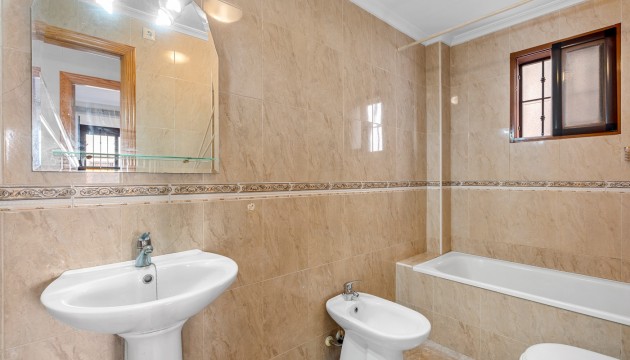 Resale - Bungalow - Daya Nueva - Daya Vieja