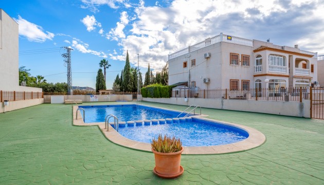 Resale - Bungalow - Daya Nueva - Daya Vieja