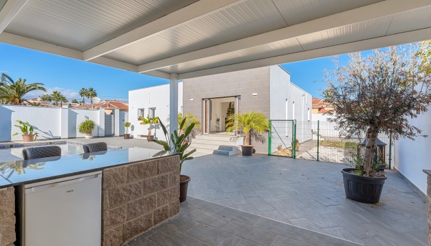 Videresalg - Detached Villa - Ciudad Quesada