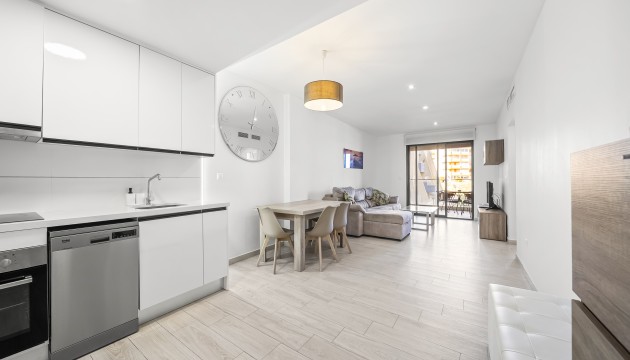 Resale - Apartment - Torrevieja - Torrelamata - La Mata