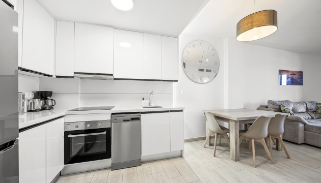 Resale - Apartment - Torrevieja - Torrelamata - La Mata