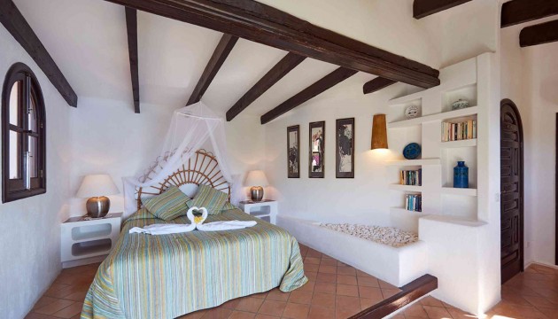 Resale - Detached Villa - Port d'Andratx - Andratx