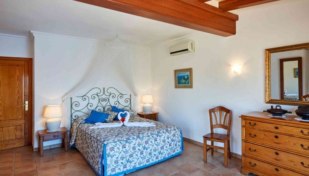 Resale - Detached Villa - Port d'Andratx - Andratx