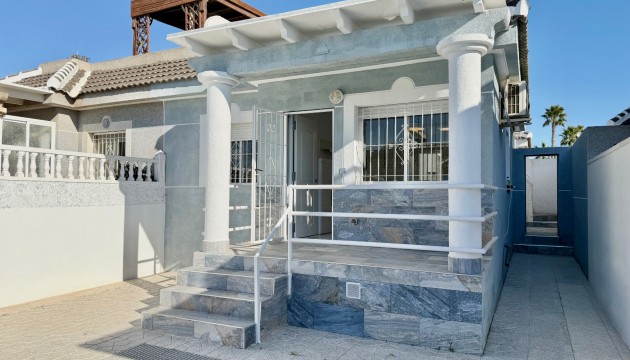 Wiederverkauf - Semi Detached Villa - Torrevieja - El chaparral