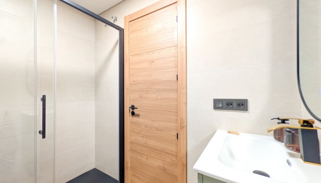 Herverkoop - Apartment - Torrevieja