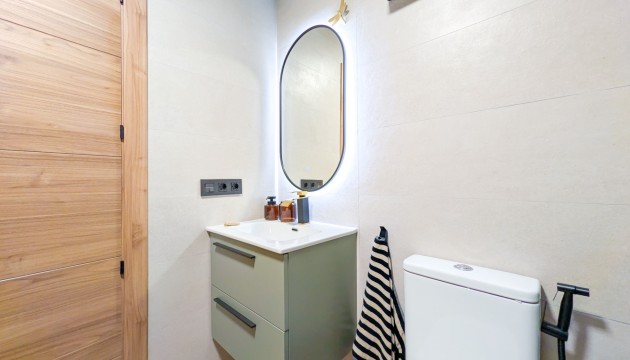 Herverkoop - Apartment - Torrevieja