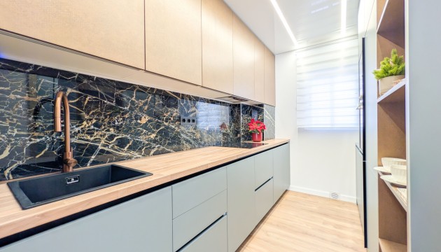 Herverkoop - Apartment - Torrevieja