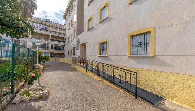 Resale - Apartment - Orihuela Costa - Playa Flamenca