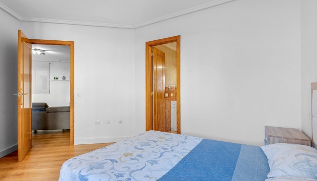 Resale - Apartment - Torrevieja