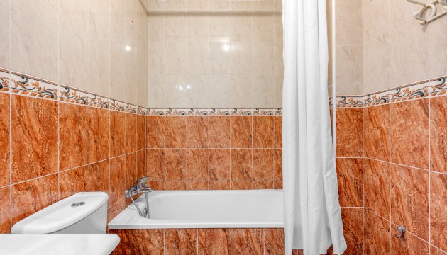 Resale - Apartment - Torrevieja