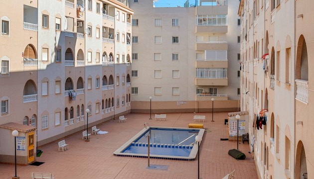 Resale - Apartment - Torrevieja