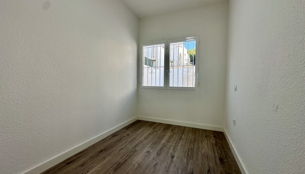 Videresalg - Bungalow - Orihuela Costa - Las Filipinas